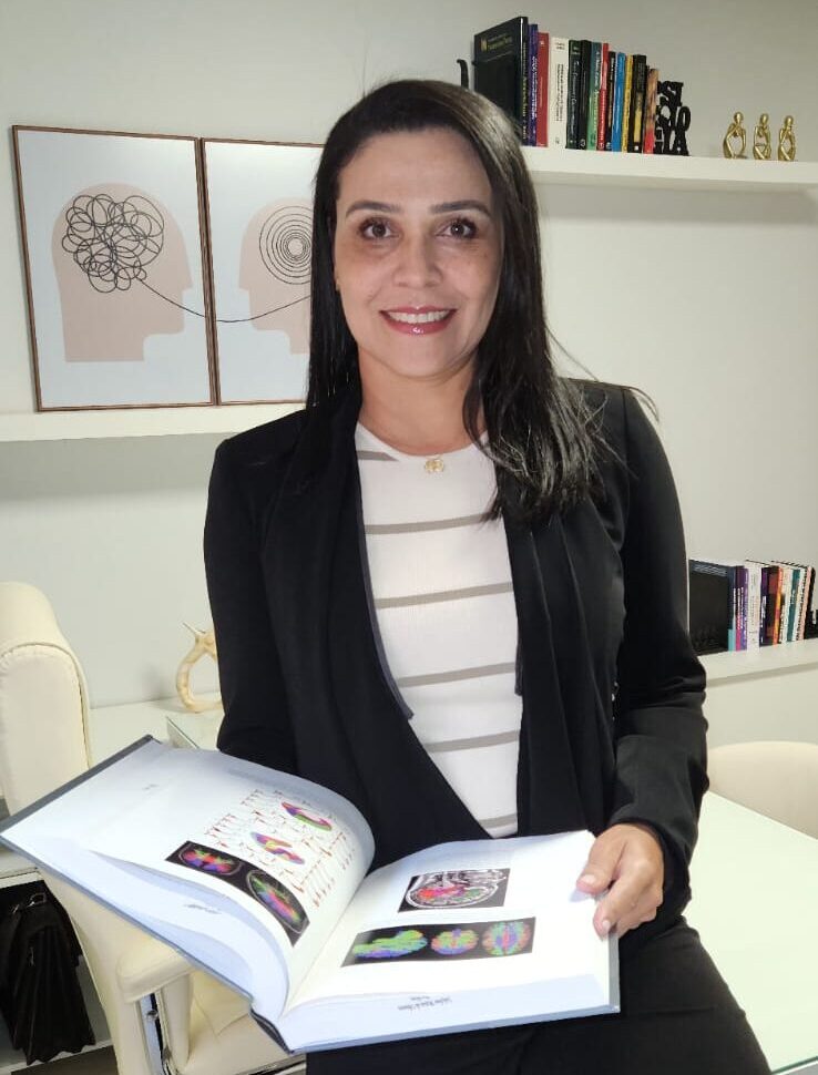 Jakeline Oliveira, psicóloga e neuropsicóloga na Asa Norte
